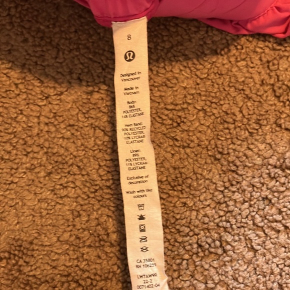 Lululemon Hotty Hot Shorts - Picture 4 of 4